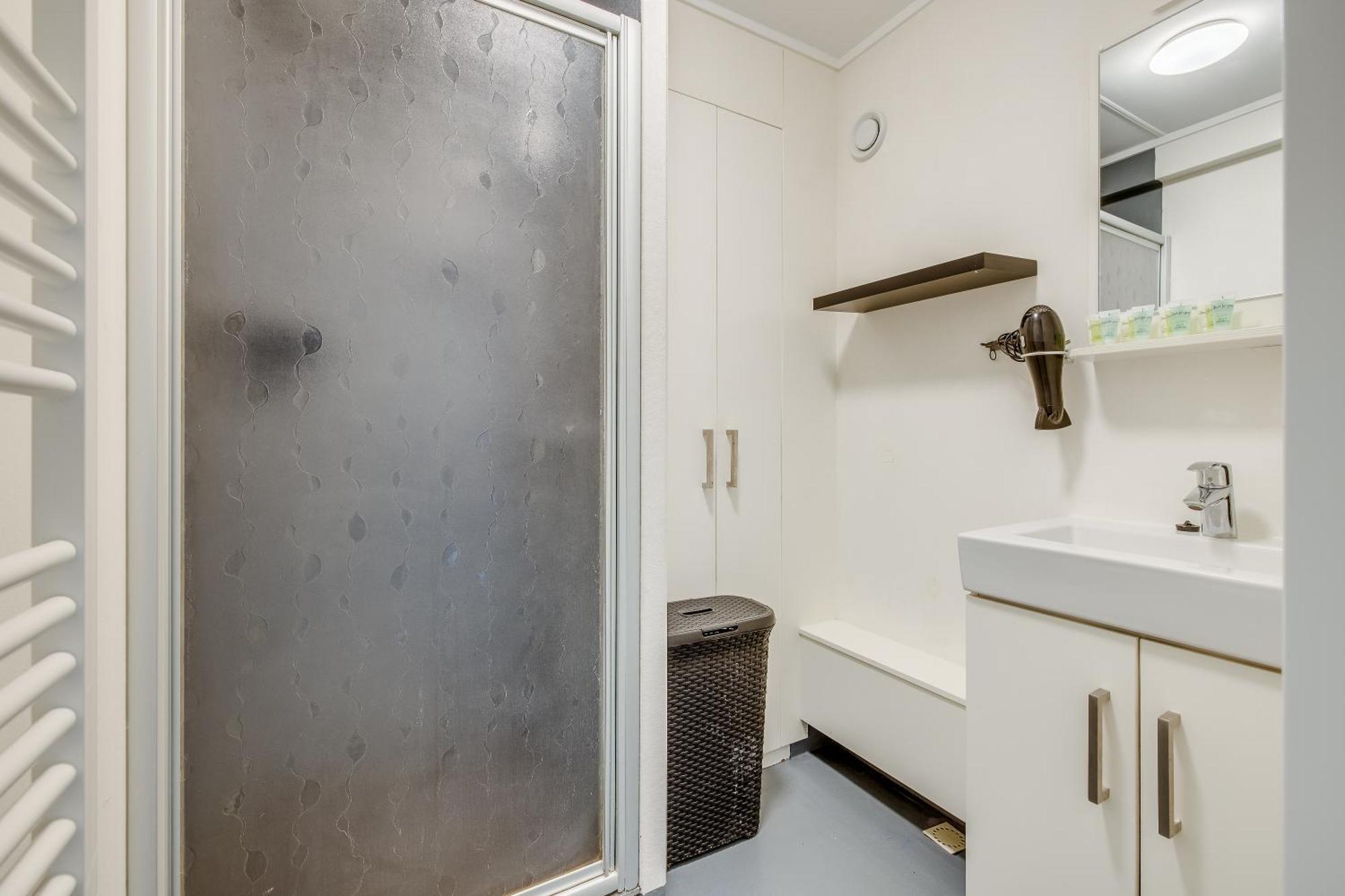 Chalet 'T Veluws Stulpje "Geniet, Ontspan En Droom Even Lekker Weg!" Putten Luaran gambar
